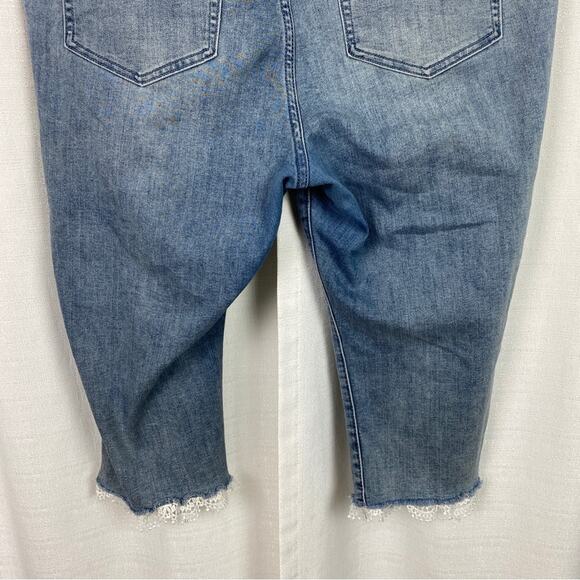 Lane Bryant Crochet Edge Mid Rise Pedal Pusher Jeans Sz.18 - Picture 13 of 15